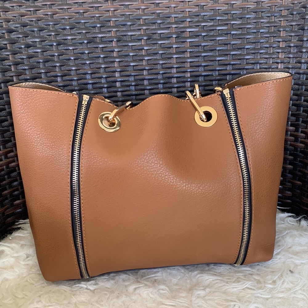 Rare Parfois Removable Zip Rounded Shoulder Bag - Picture 7 of 16